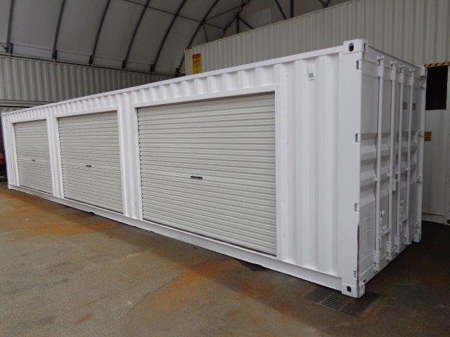 40′ storage containers with roll up doors 40′ storage containers with roll up doors